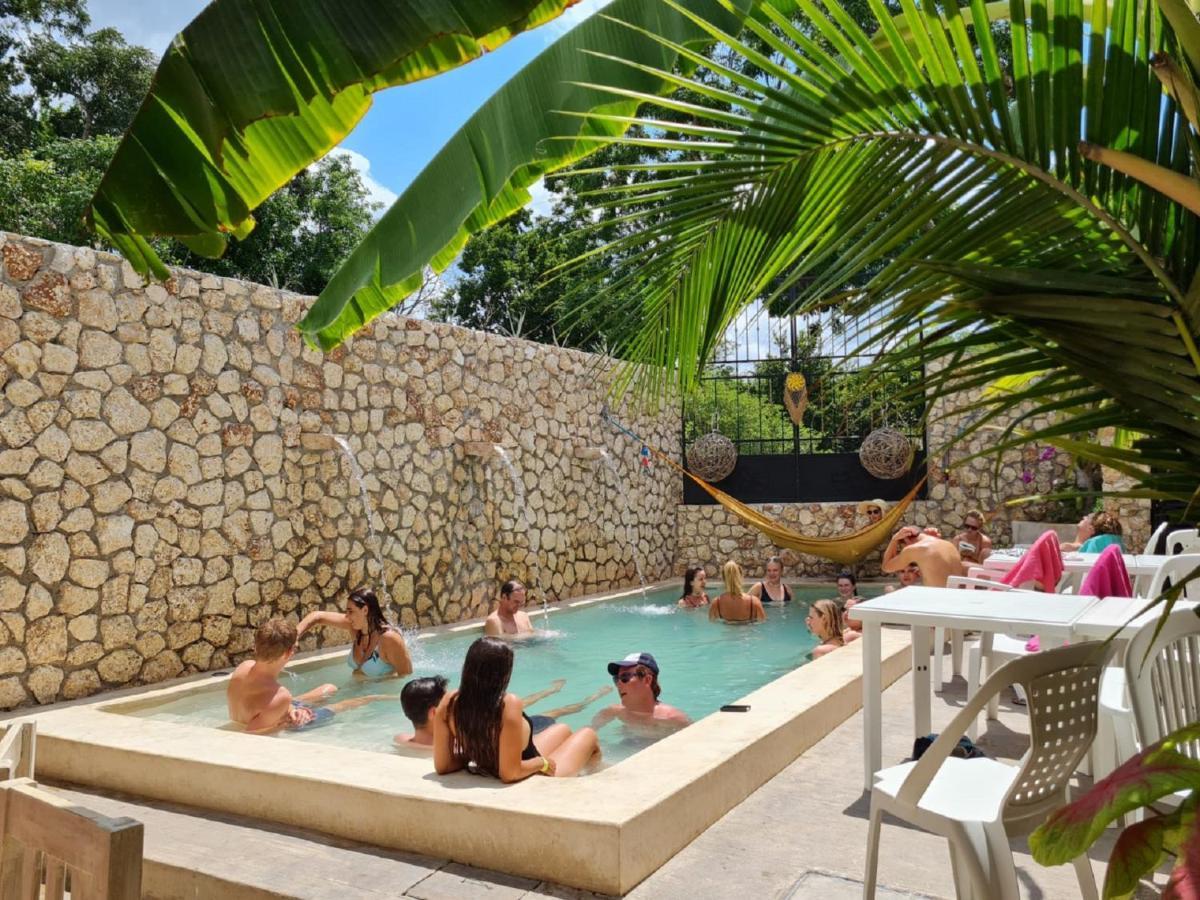 Valladolid 48 Hotel & Hostal Ngoại thất bức ảnh